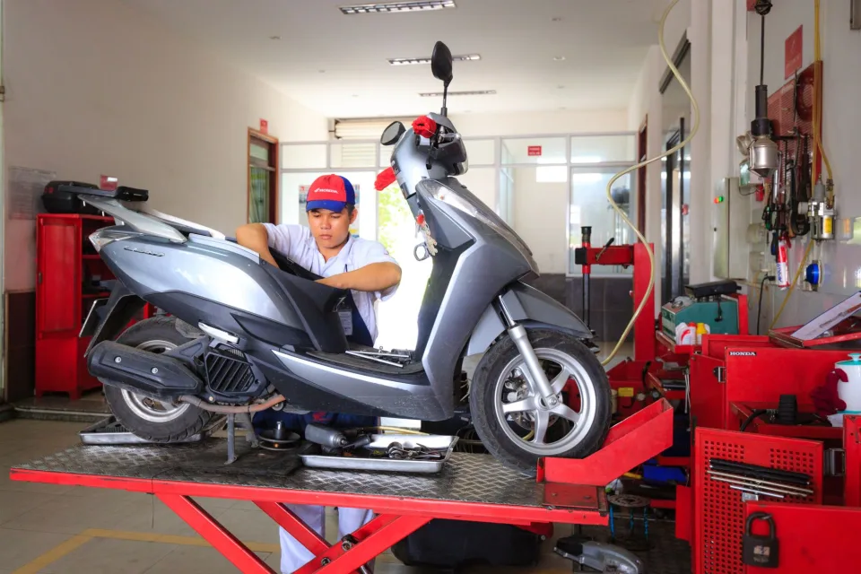 Khu vực sửa chữa và bảng giá